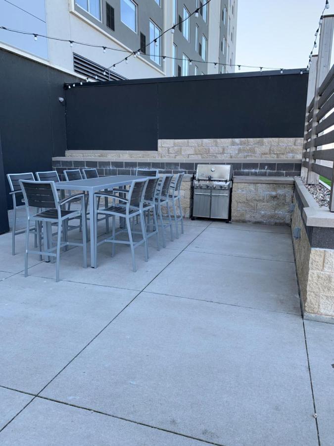 Hyatt Place East Moline/Quad Cities エクステリア 写真