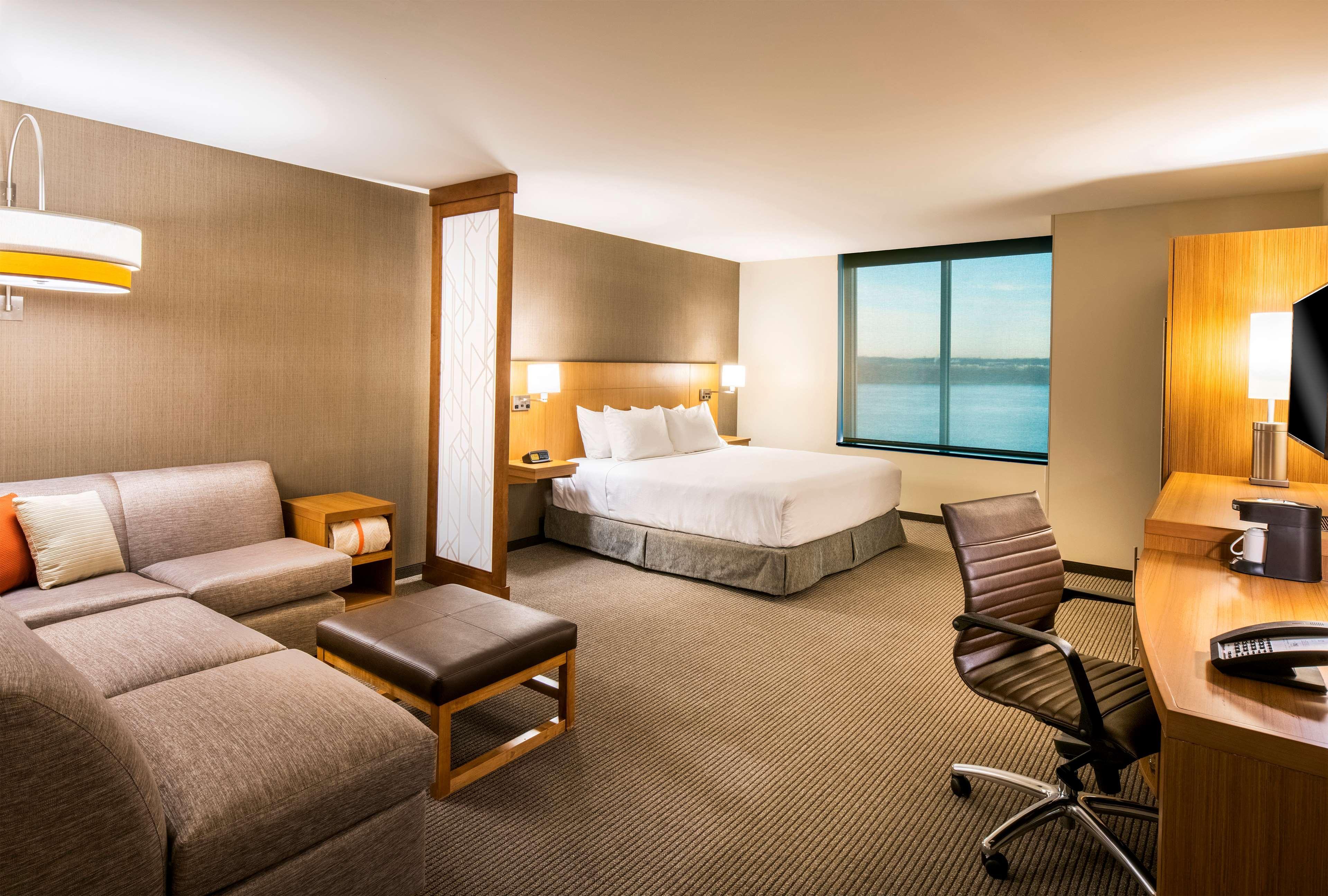 Hyatt Place East Moline/Quad Cities エクステリア 写真